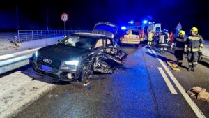 Cade nell'Isarco dopo l'incidente con un'altra auto: salvato dai vigili del fuoco 2 408777456 760250192800935 3551337211075417025 n