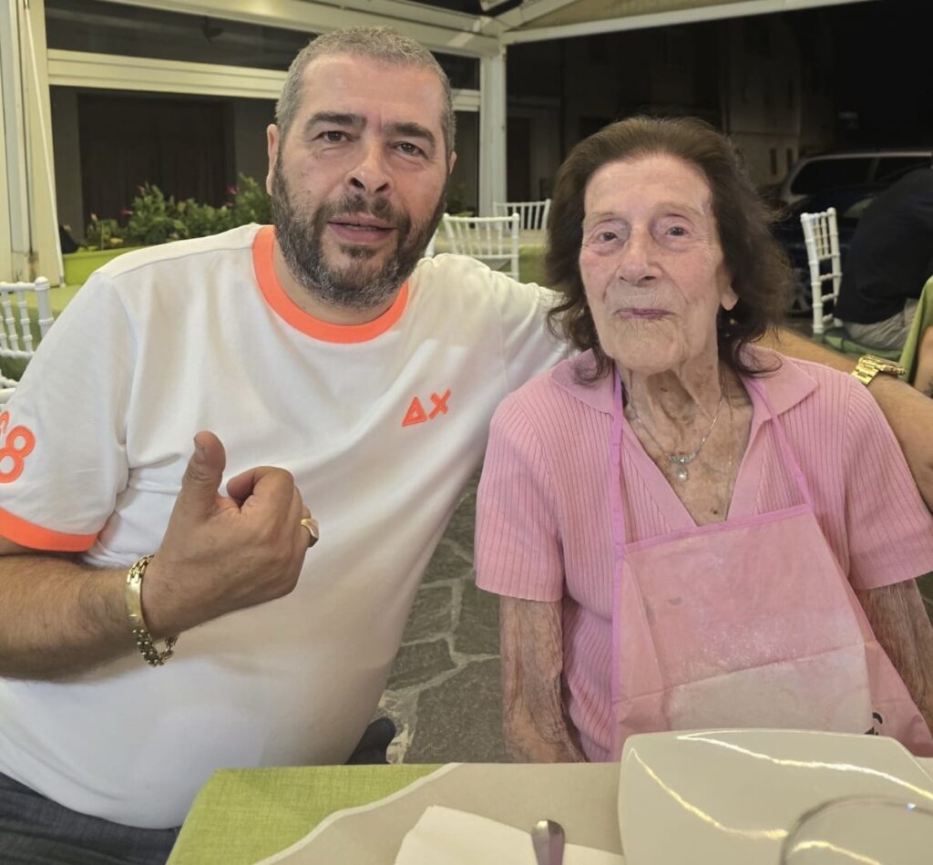 Isabella Pelà festeggia 110 anni con una cena speciale e una vita piena di avventure 3 aa0a3193 f00a 44e3 bb8c c4cc5d9f7aa7 1