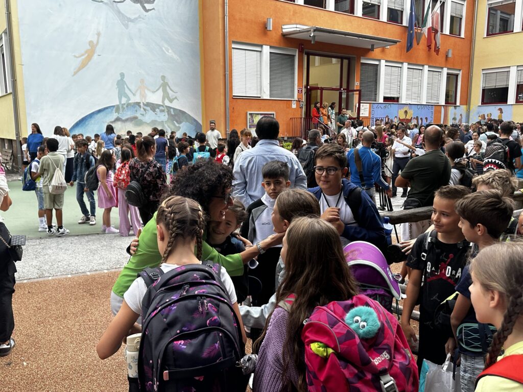 Inizio dell'anno scolastico a Bolzano: entusiasmo e qualche disagio logistico 9 img 4697