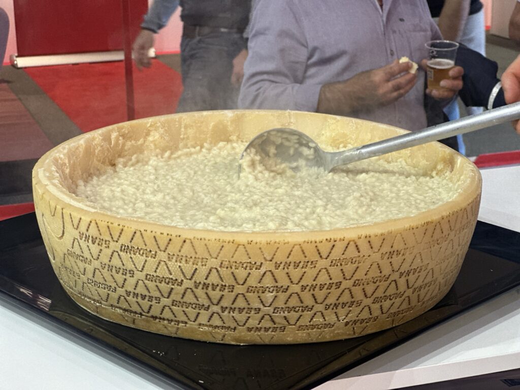 L’innovativa strategia di Imes alla Fiera Hotel di Bolzano: tra qualità e gratitudine 2 img 7128