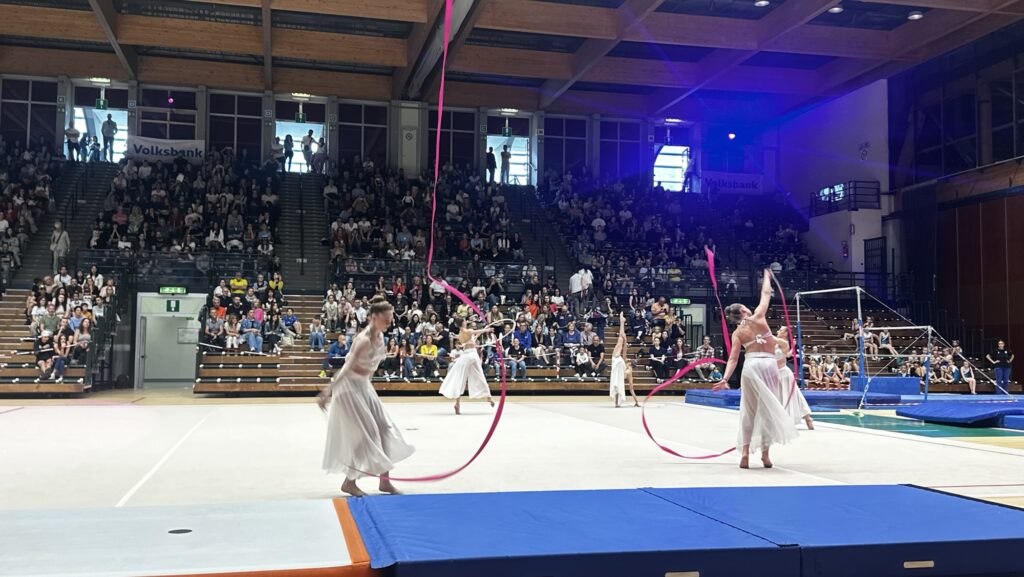 75 anni di amore e colori: la Società Ginnastica Atesina incanta Bolzano 3 img 5458